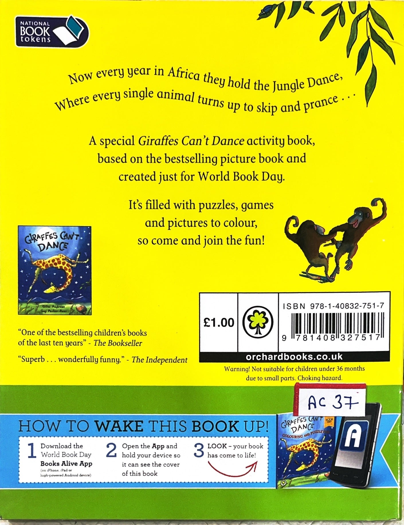 Giraffe can't dance (Small activity Book)
