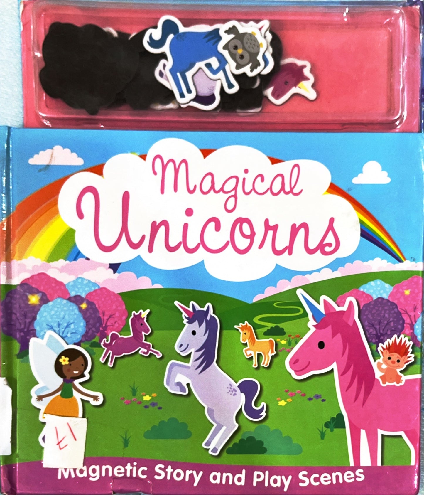 Magical Unicorns (Magnet Book)